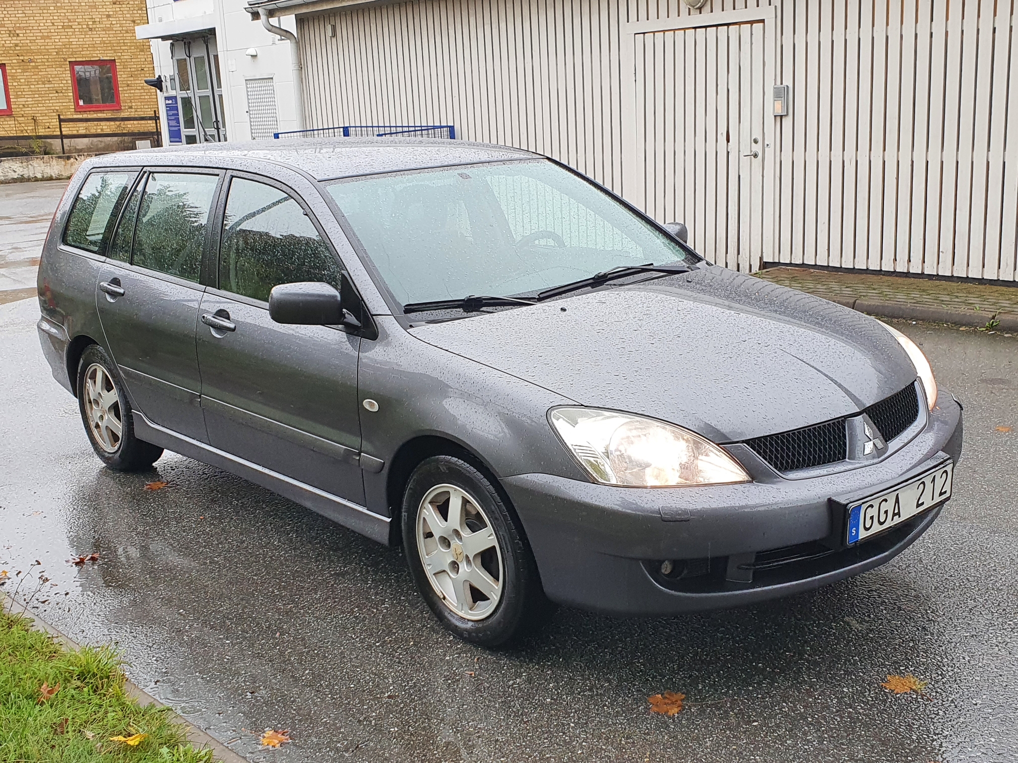 Mitsubishi Lancer Kombi 1.6 (98Hk) 2007, bild 4/43