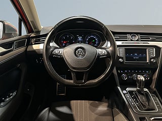 Volkswagen Passat Alltrack 2.0 4Motion Drag Kamera Dvärm Mvärm Rattvärme S/V-hjul – bild 9