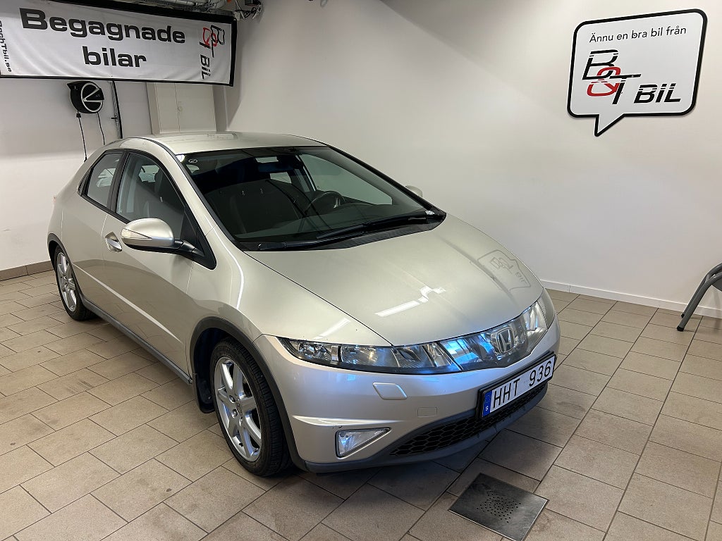 Honda Civic 5-dörrar 1.8 i-VTEC Sport Euro 4