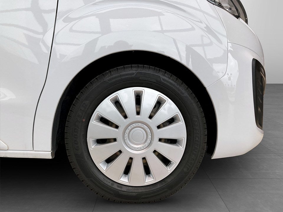 Bild på Peugeot Traveller 2.0 BHDi 144hk Aut L3 - 9-SITS, FARTHÅLLARE