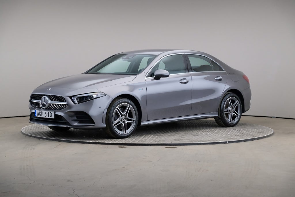 Mercedes-Benz A250 e 250e sedan AMG-Line