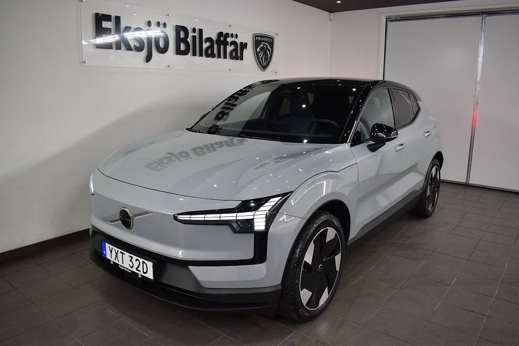 Volvo EX30 64 kWh Extended Range Plus *Dragkrok,Ränta 3,99%*