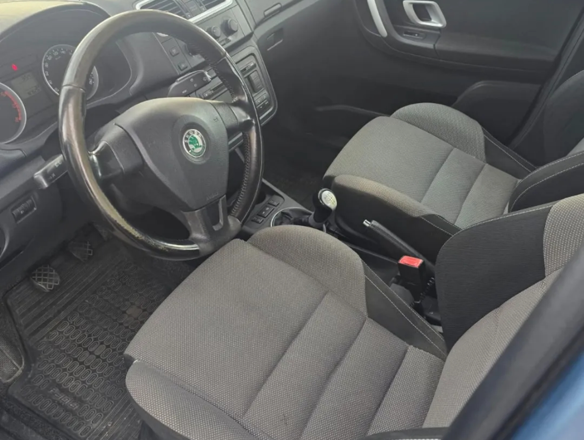 Skoda Fabia 2008, bild 7/32