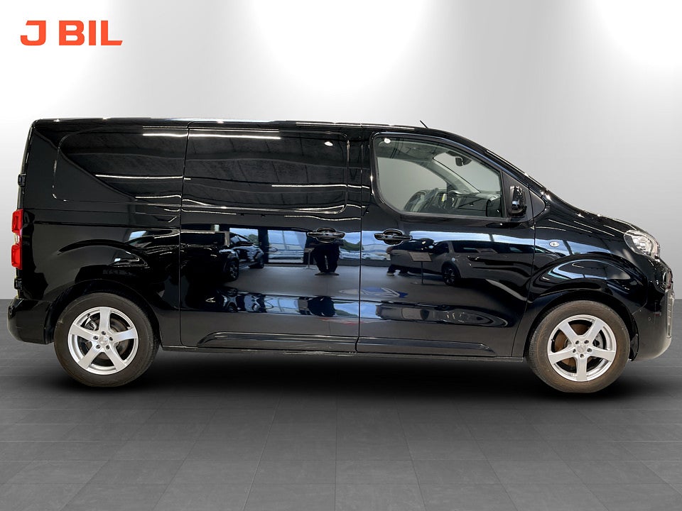 Bild på Peugeot e-Expert PRO+ 50 kWh 136hk Aut L2 DRAG