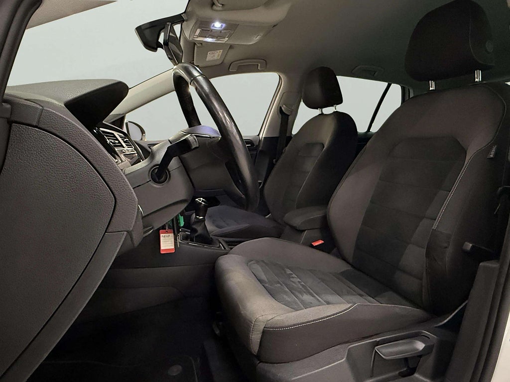 Volkswagen Golf I 5-dörrar 1.5 TSI 150hk GT Värmare B-Kamera Dynaudio - miniatyr 11