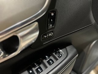 Volvo S90 D5 AWD R-Design Drag Pano Kamera Dvärm GPS VoC SoV