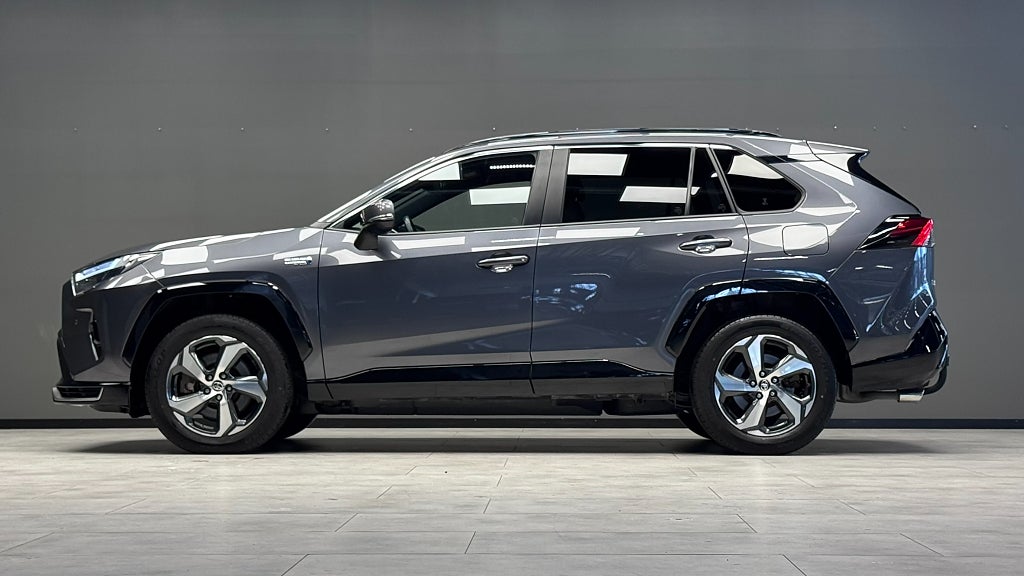 Toyota RAV4 2023 - miniatyr 5