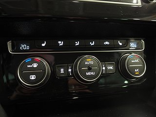 Kombi Volkswagen Passat 18 av 20