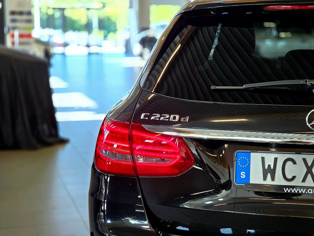 Mercedes-Benz C 220d / AMG / Drag / Backkamera / Navigation /