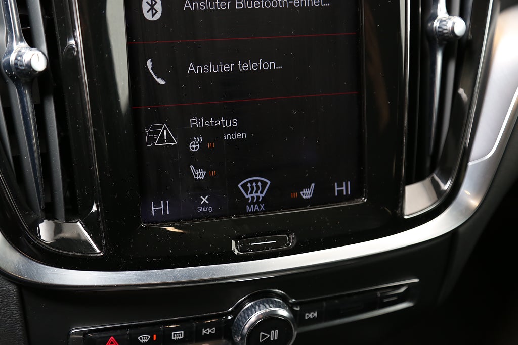 Volvo V60 B4 Diesel 197hk Momentum Aut Kamera Leasbar 2022