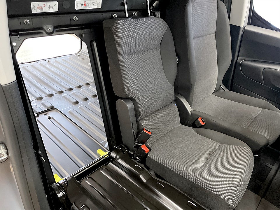 Bild på Peugeot Partner PRO+ BHDi Aut L1 DRAG WEBASTO LÅG MIL 130hk