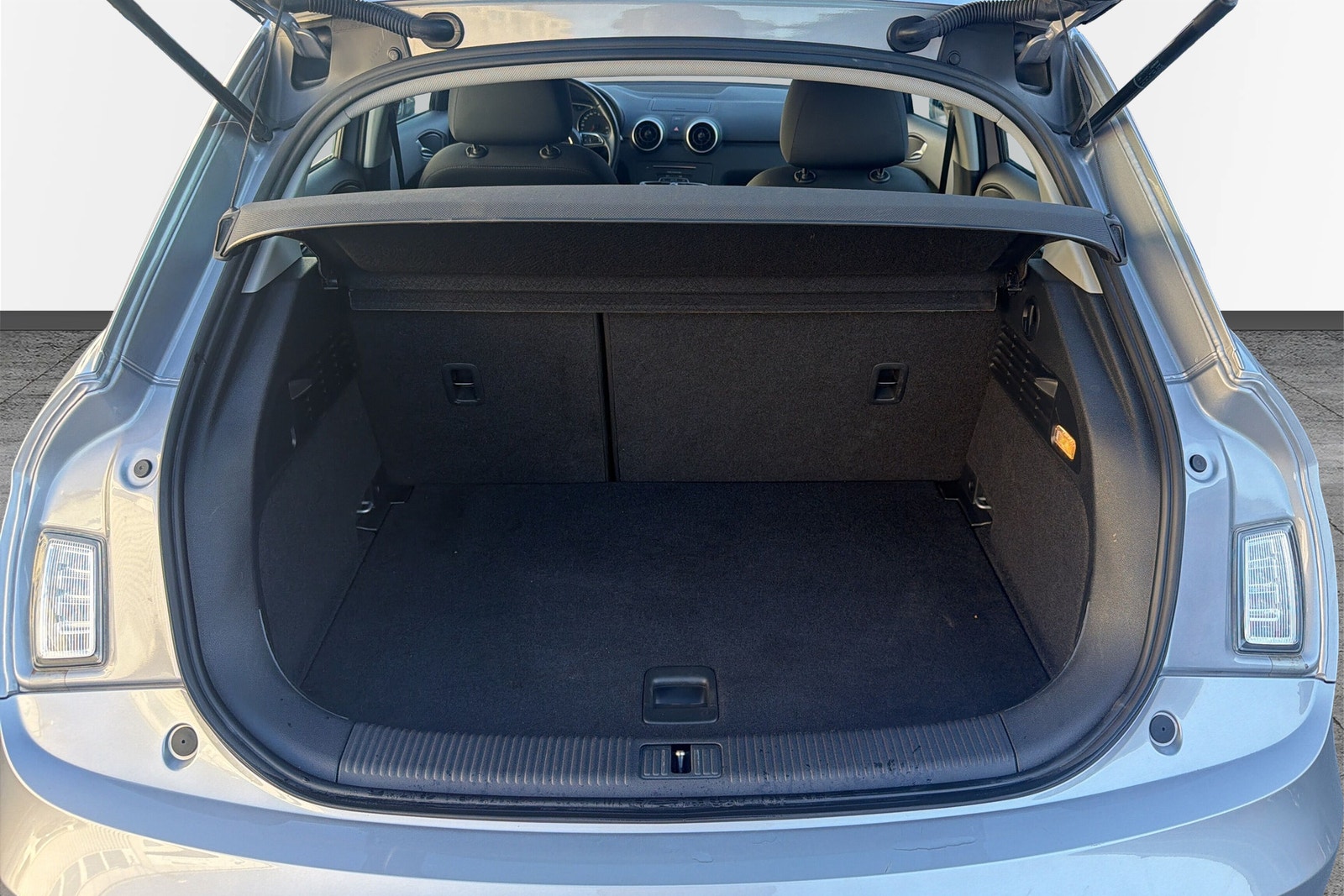 Audi A1 Sportback 1.4 TFSI Proline, Sport Edition Nybes 2015 - miniatyr 15