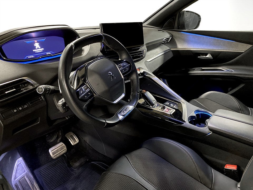 Bild på Peugeot 3008 GT Black Pack 1.2 PT 130hk Aut - B-KAMERA, CARPLAY