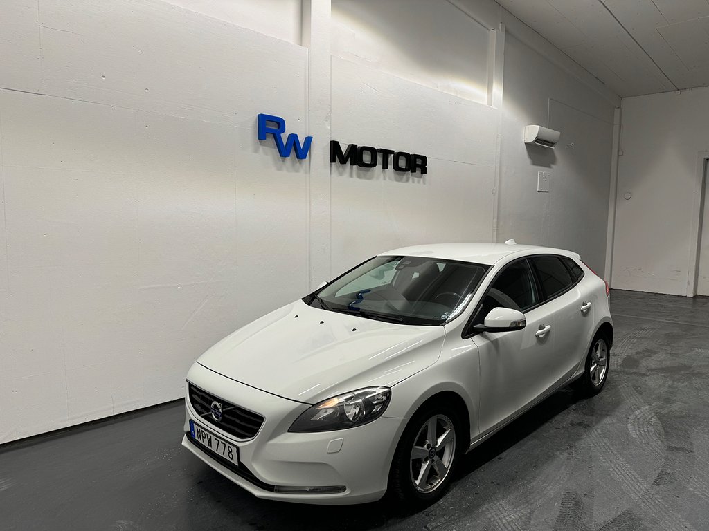 Volvo V40 D2 115hk Dieselvärmare Farthållare / Bytt Kamrem