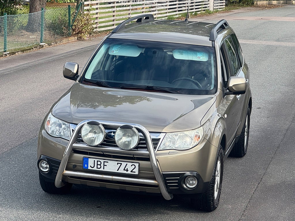 Subaru Forester 2.0 X 4WD RESERVERAD