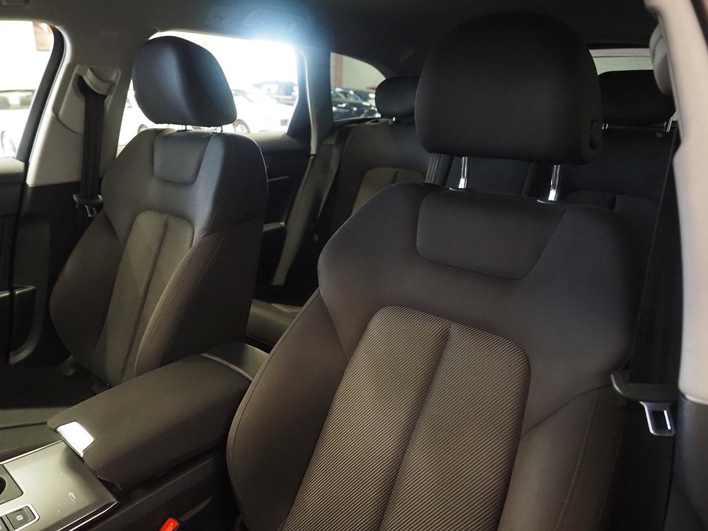 Audi A6 Avant 40 TDI 204hk Quattro S-Tronic D-Värm Drag Nav 2019