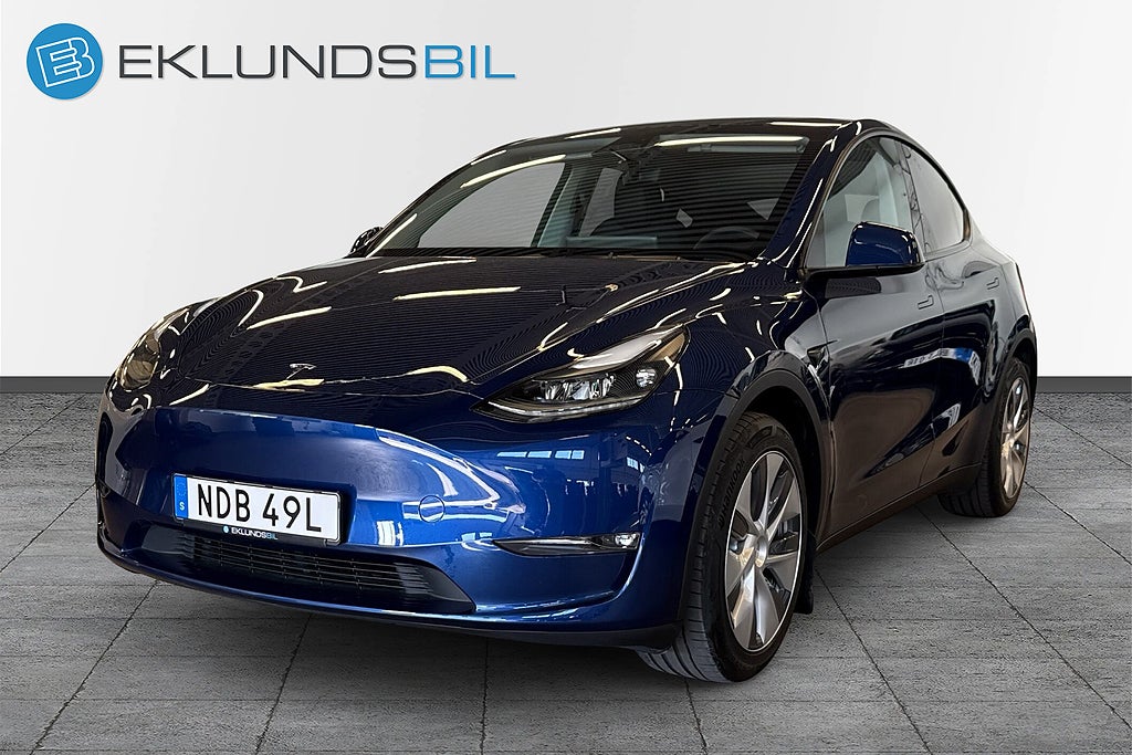 Tesla Model Y 2024