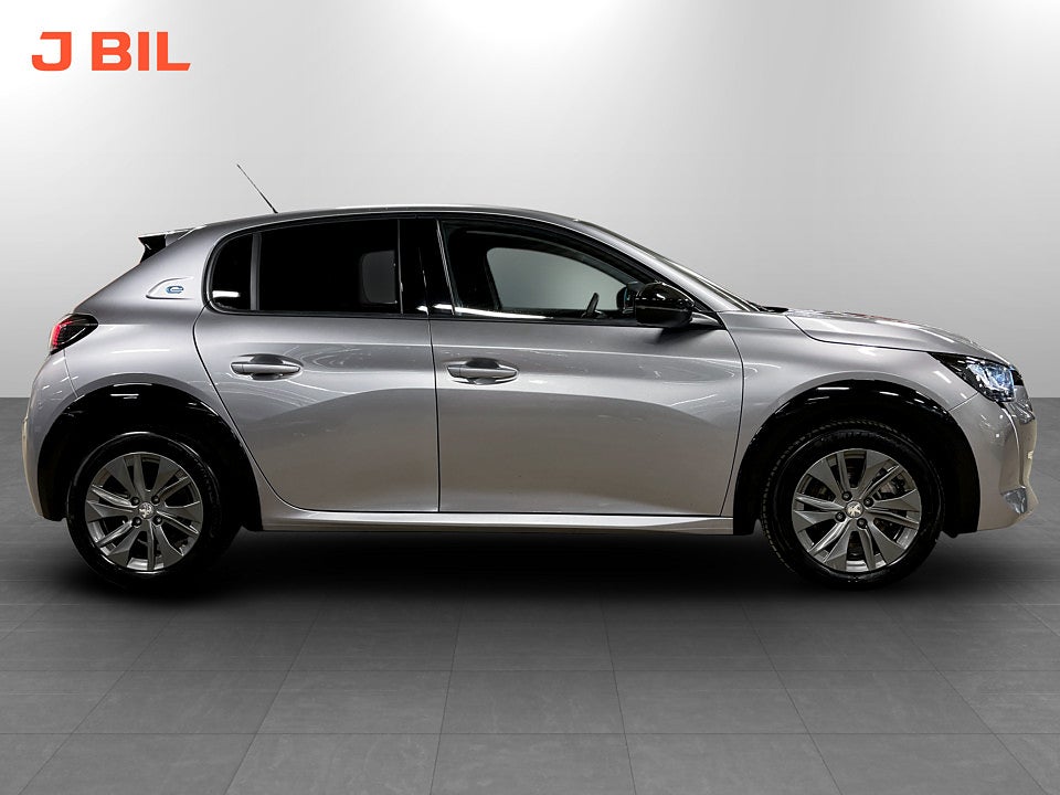Bild på Peugeot E-208 Allure Pack 50kWh 136hk Aut BACKKAMERA