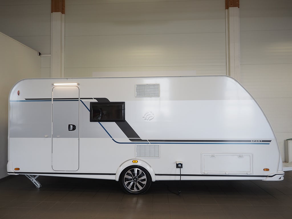 Knaus Sport 500 QDK Design Paket I Golvvärme