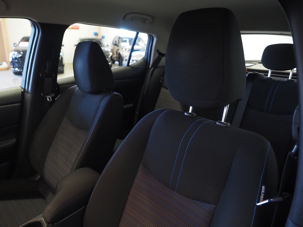 Nissan Leaf 40 kWh 150hk Acenta |Backkamera| Rattvärme | 2023