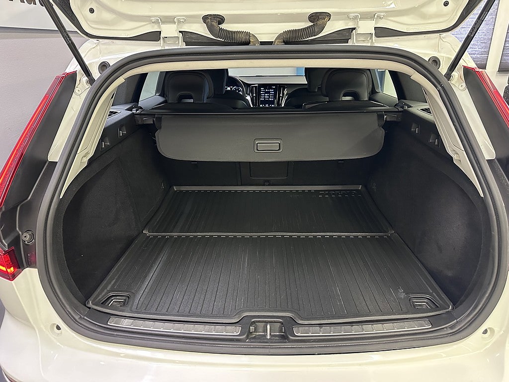 Volvo V60 D3 Geartronic Momentum | NYKAMREM | ADAPTIV | SENSOR |