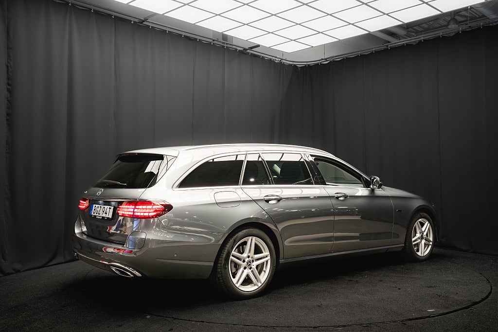 Mercedes-Benz E300 e LÅGMILAD DRAG 360° KEYLESS P-VÄRMARE 1-ÄGARE