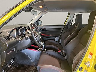 Halvkombi Suzuki Swift 8 av 15
