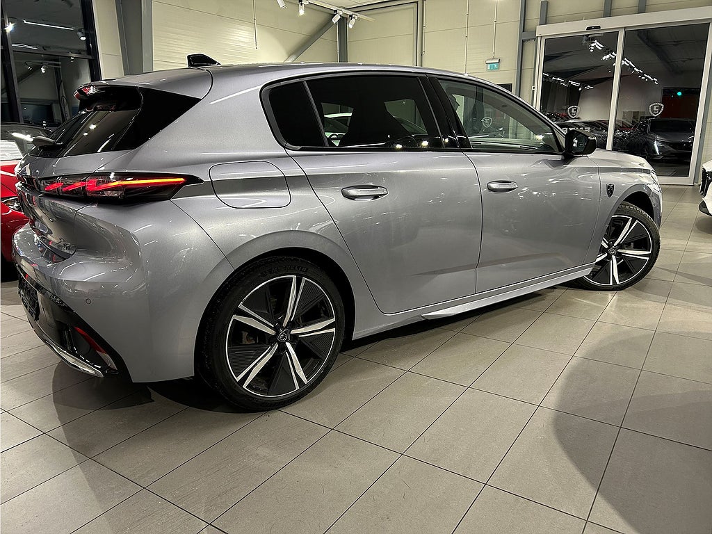 Bild på Peugeot 308 5D GT 1.2 PT 130hk Aut - BACKKAMERA, CARPLAY