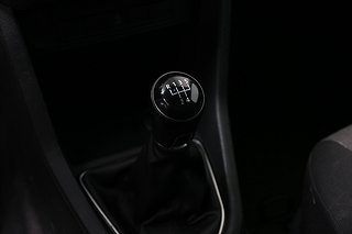 Transportbil - Skåp Volkswagen Caddy 12 av 15