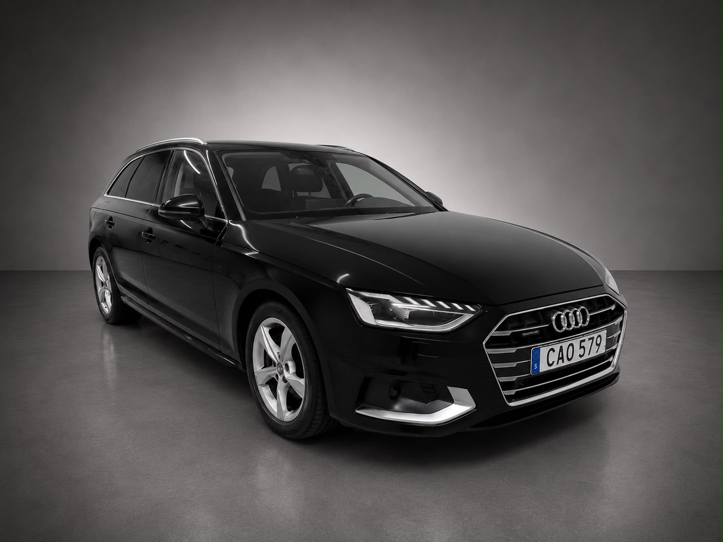 Audi A4 2022, bild 3/51