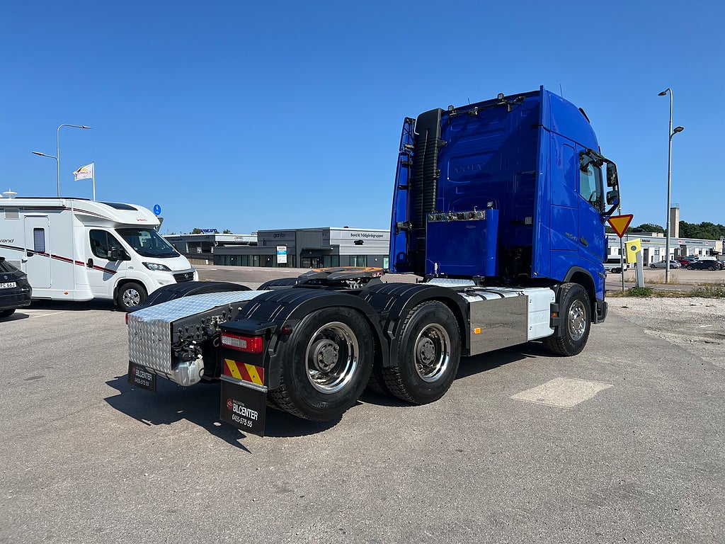 Volvo FH13 540 6x4 Dragbil Lyftbar Tandem Axel, Hydraulik, Fullutrust.