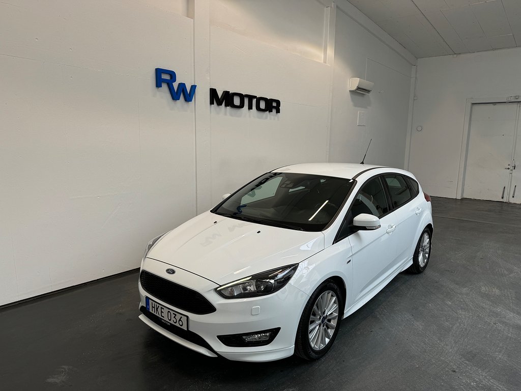 Ford Focus 1.5 EcoBoost 150hk ST-Line B-kam Värmare CarPlay