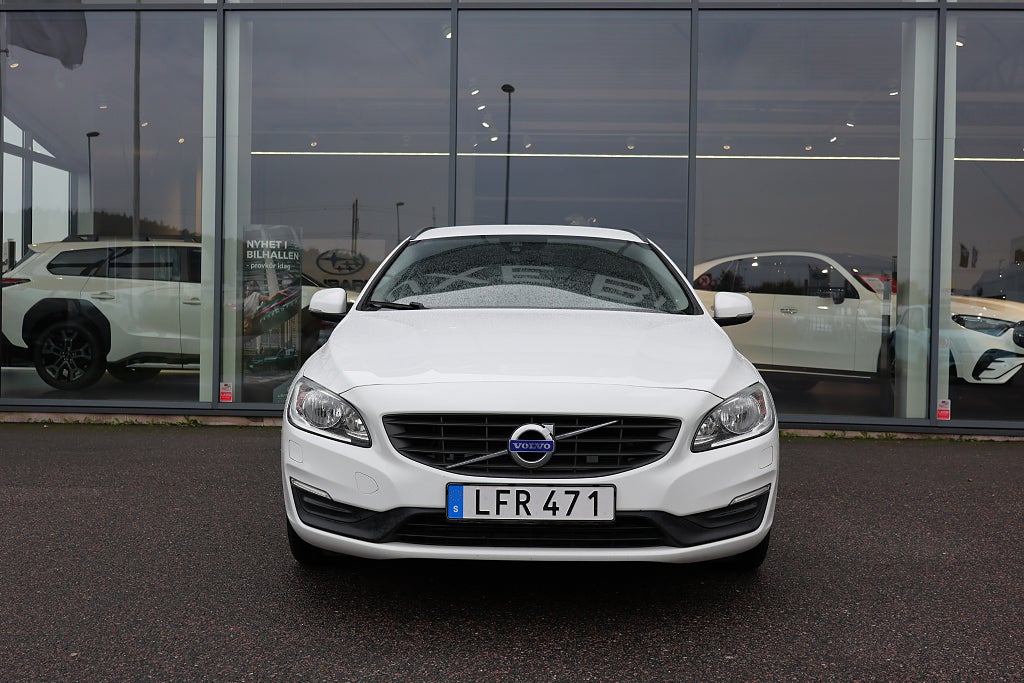 Volvo V60 T3 152hk Kinetic NY KAMREM
