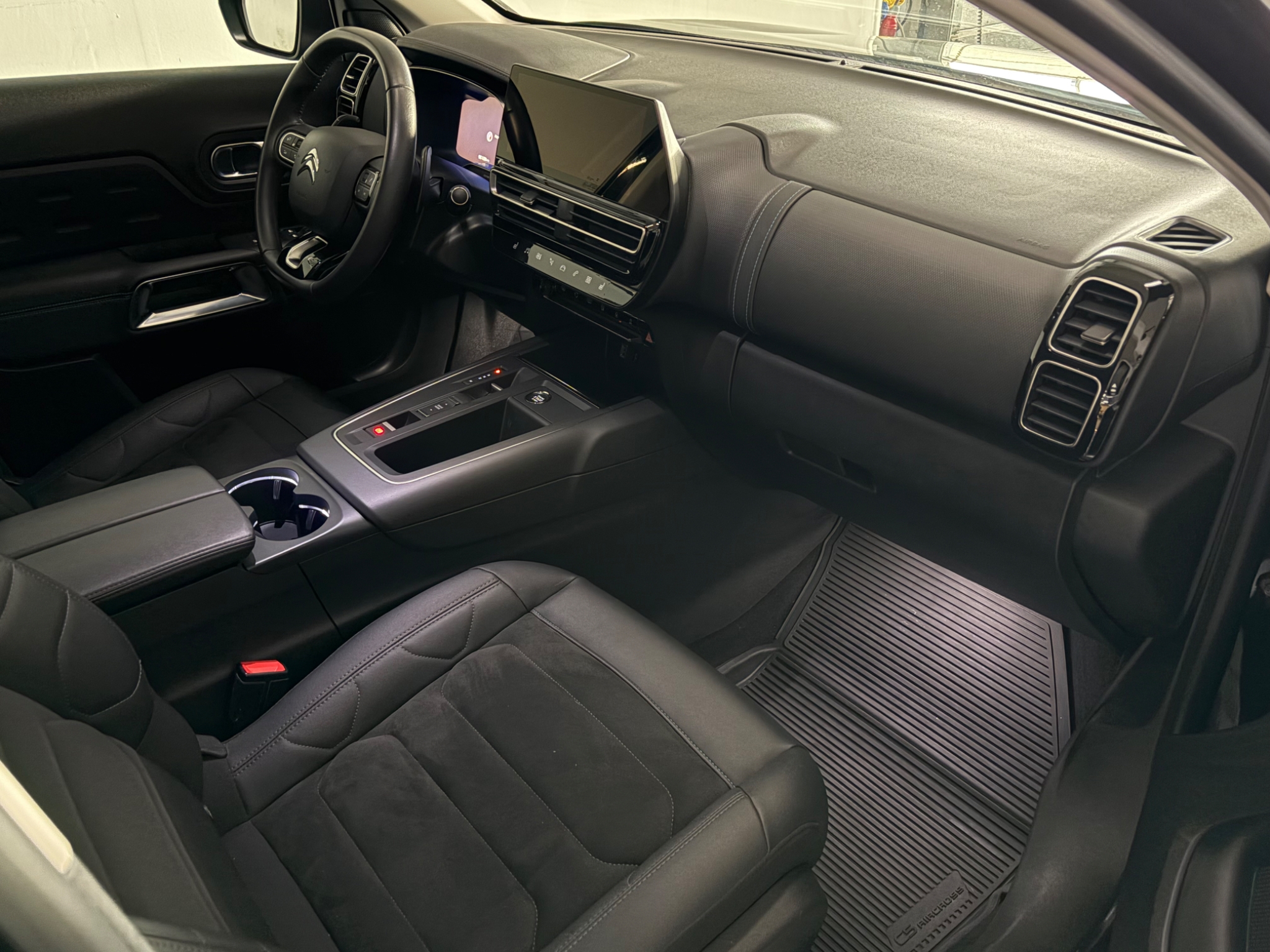 Citroen C5 Aircross 1.2 PureTech 130 EAT 2023, kuva 5/10