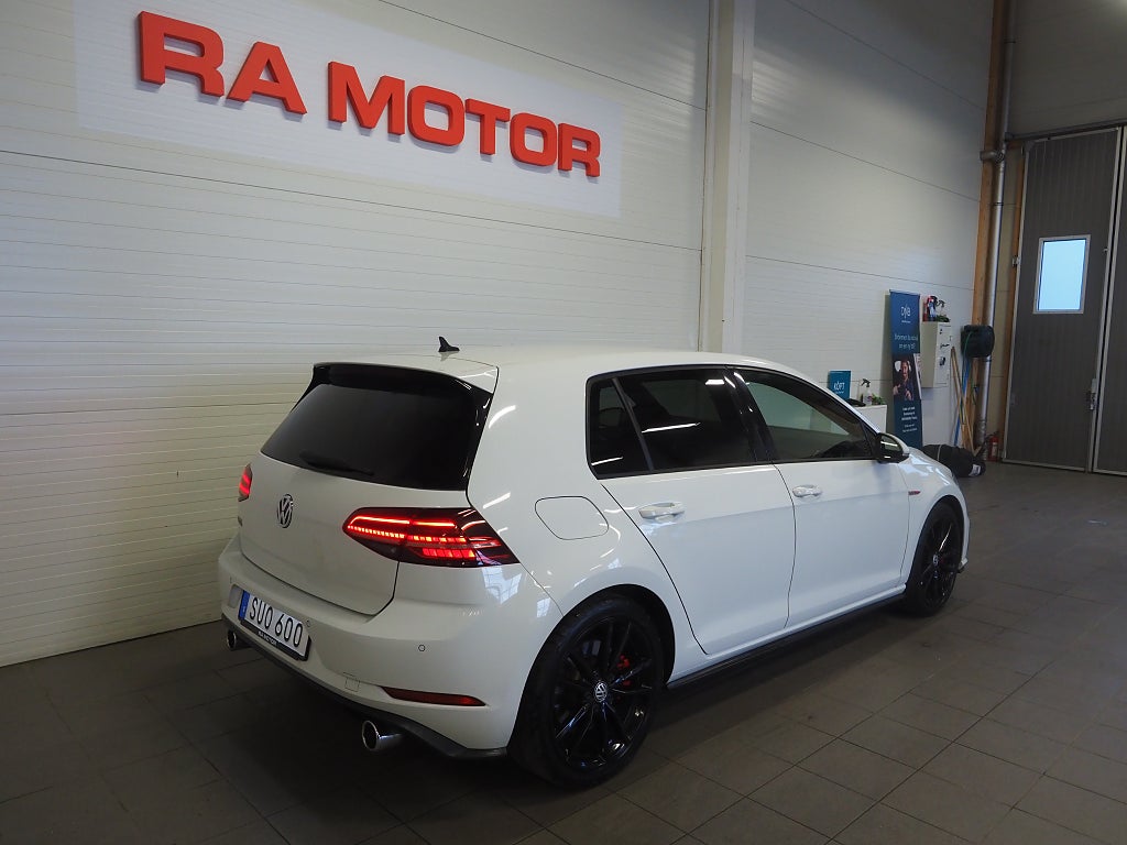 Volkswagen Golf GTI 2.0 TSI 245hk Performamce |Cockpit|Backkamera|M&K| 2018