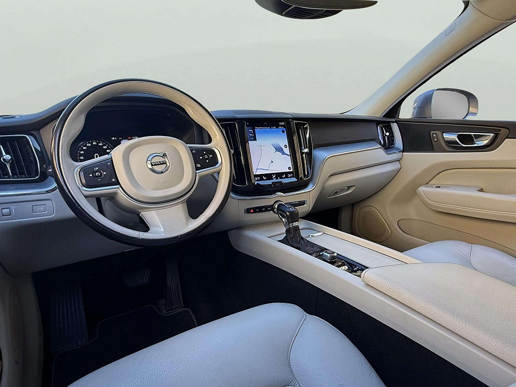 Volvo XC60 T5 AWD Geartronic Momentum Pro Edition* 12 mån garanti* - miniatyr 13