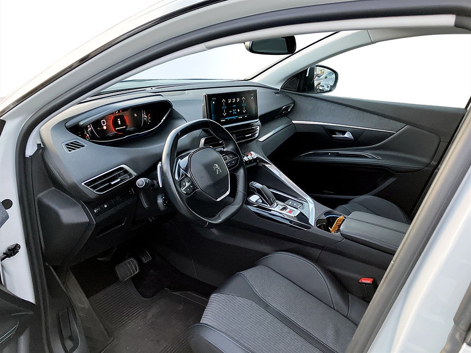 Bild på Peugeot 3008 Allure 1.2 PT 130hk Aut B-KAMERA 