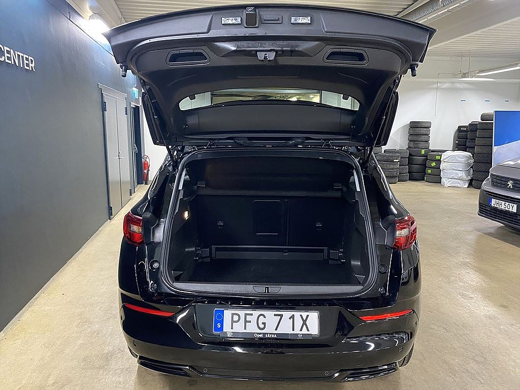 Bild på Opel Grandland GS-Line 1.2 Turbo 130hk Aut KAMPANJRÄNTA 3,99%