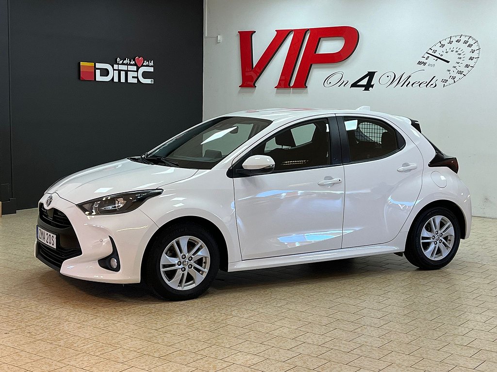 Toyota Yaris 1,5 (116hk) Hybrid CVT Active Backkamera Euro 6