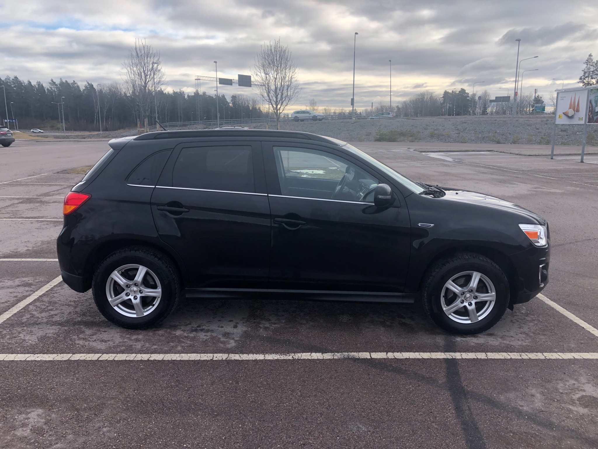 Mitsubishi ASX 1.8 Di-D 116hk 2013, kuva 3/51