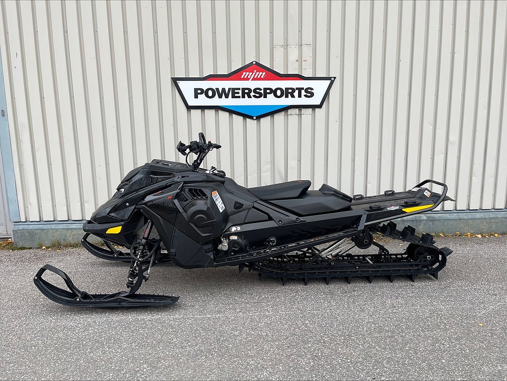 Ski-Doo Summit Expert 154" 850 E-tec Turbo R  