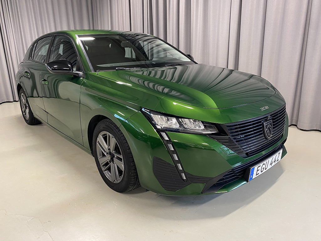 Peugeot 308 5D Active 130hk Manuell. CarPlay!