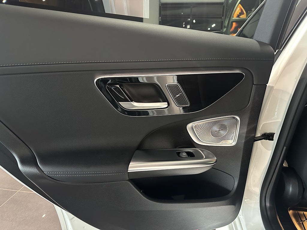 Mercedes-Benz C300 de 300 de 4MATIC AMG Premium Värmare Drag Elstol - bild 9