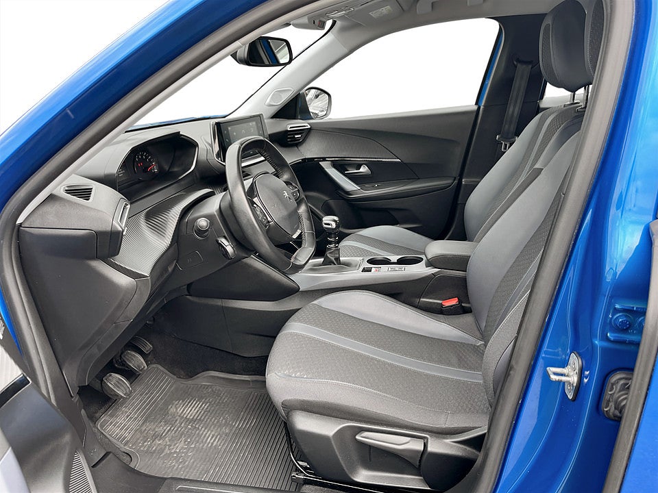 Bild på Peugeot 2008 Selection 1.2 PT 100hk B-KAMERA CARPLAY
