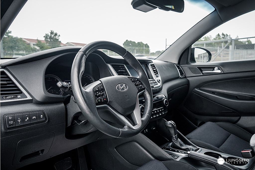 Hyundai Tucson 1.7 CRDi 141hk / Drag / Kamera / Värmare