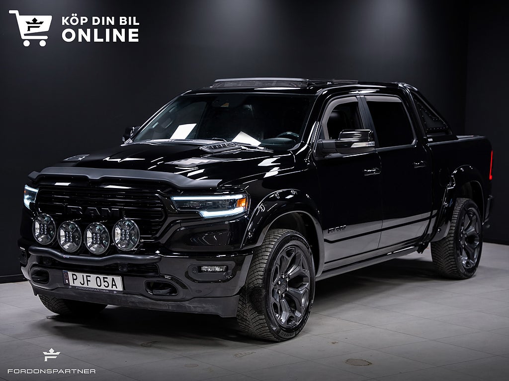 Dodge RAM 1500 Crew Cab LIMITED 5.7 V8 SLÄDE PANORAMA MOMS