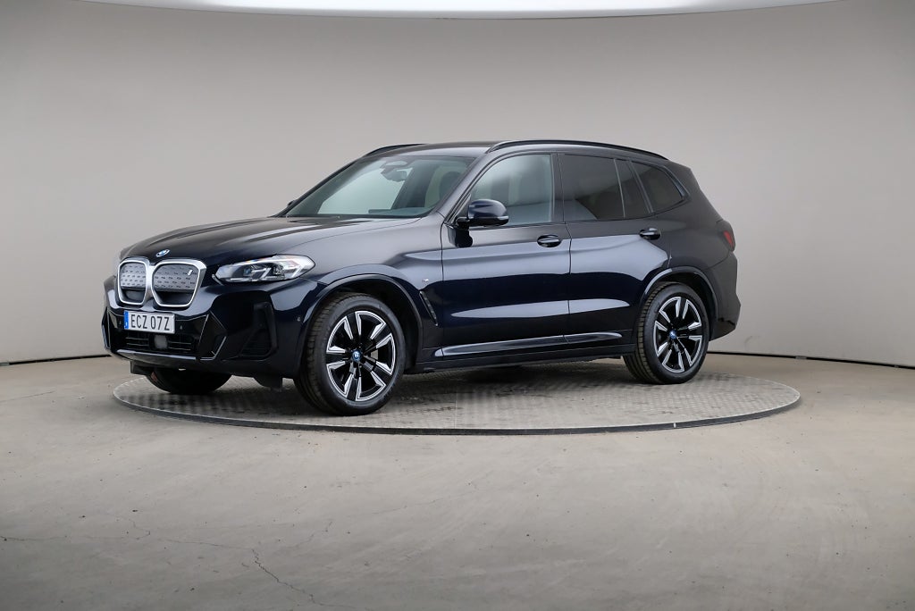 BMW iX3 286hk Charged M Sport Drag Skinn