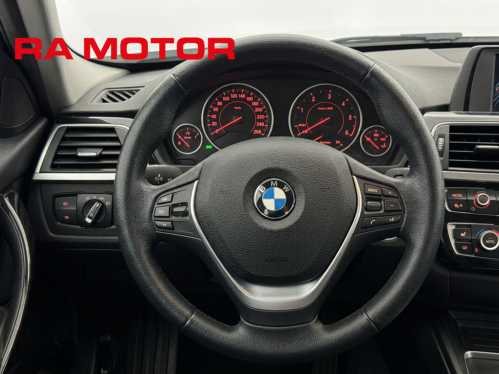 BMW 320D 190hk xDrive Touring | Sport line | P-sens | Drag | 2016