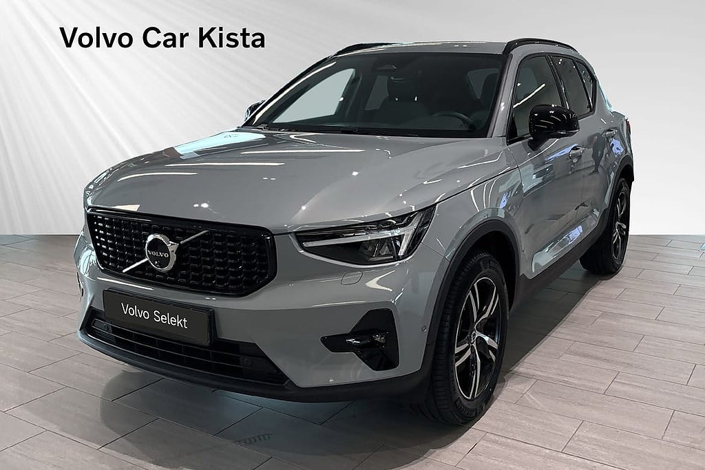 Volvo XC40 B3 FWD Bensin Plus Dark BLIS Carplay 360Kam