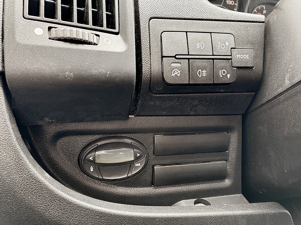 Bild på Peugeot Boxer PRO+ 2.2 BlueHDi 140hk L3H2 DRAG
